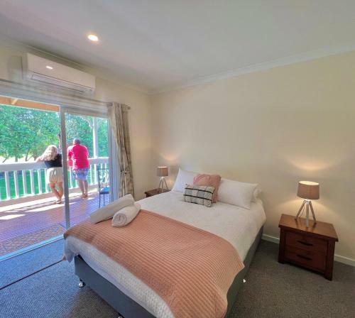 Hostal Galbraith Beach Studios
