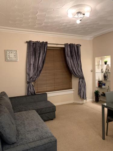 Apartamento Dunfermline Gf Flat, 5 Min Walk To Train St. And High St.