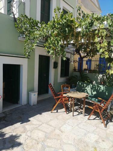 Apartamento Symi George House