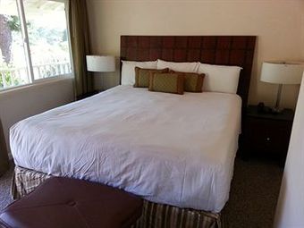 Posada The Vendange Carmel Inn & Suites