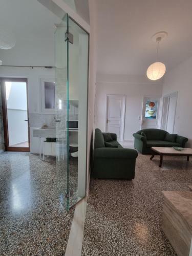 Hall Apartments & Rooms - Ath Airport