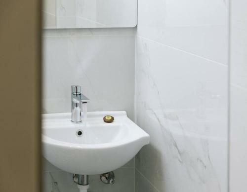 Alcyone Studios And Apartments No 42
