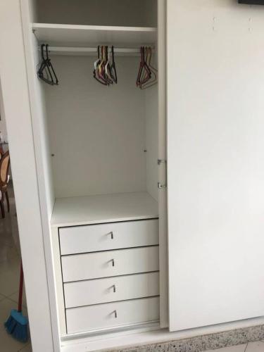 Practical Apartment In Great Condo Downtown - Ssa005