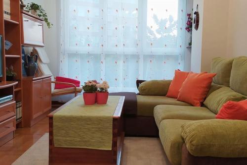 Apartamento de 2 Hab. Con Todo Lo Necesario.