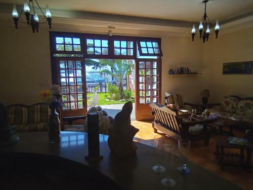 Apartamento 2 Dormit�rios Ubatuba Frente P Mar