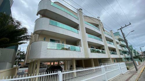 Apartamento Residencial Araguaia Centro de Bombinhas