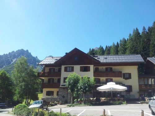 Hotel Albergo Nuoitas