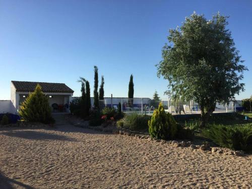 Finca Con Piscina Y Barbacoa