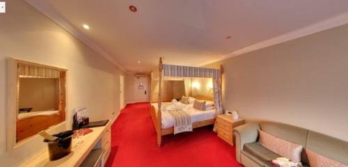 The Consort Hotel