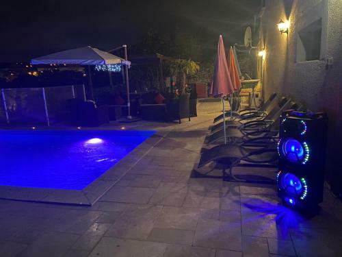 Magnifique Villa Avec Piscine Beaujolais