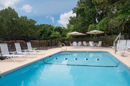 Hotel Baymont Inn & Suites