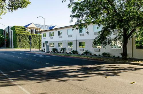 Motel Modesto Knights Inn