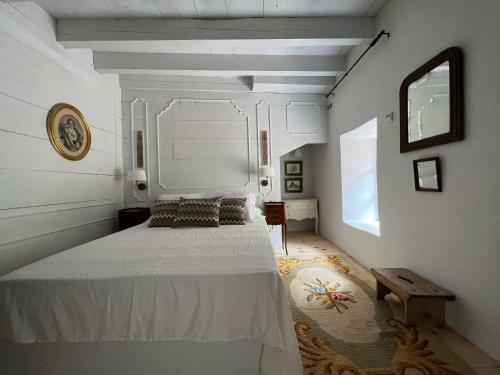 Casa De La Cruz Full Property