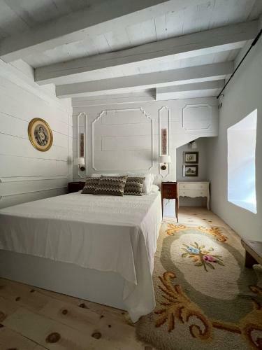 Casa De La Cruz Full Property