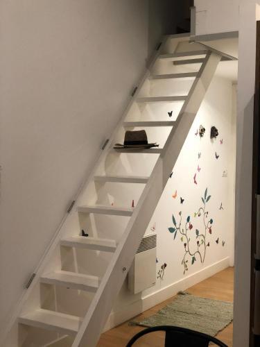Apartamento Studio En F1 Bis, Proche Commodit�s Et Fronti�res.