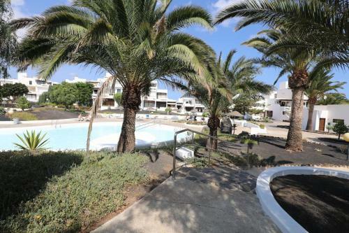 Casa Linda 2 Bed Apartment In Costa Teguise