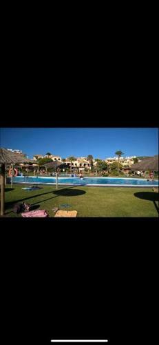 Apartamento �tico Duplex En Zahara de Los Atunes