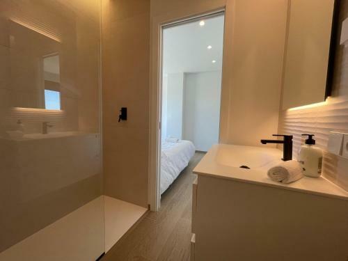 New Luxury Apartment In Las Colinas With Communal Pool Lc2