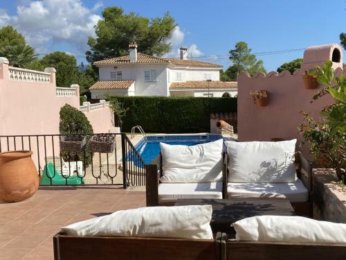 Villa Jessica With Air-conditioning & Private Swimming Pool