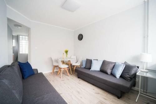 4 Rooms Apartment On Martket Square - Nice View - 150 M Town Hall