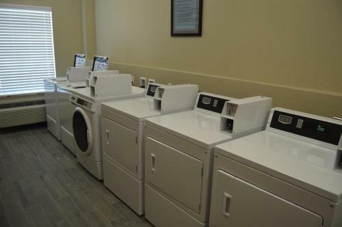 Heritage Place Hotel And Suites