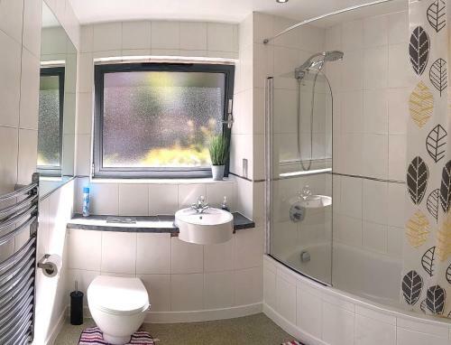 Sidemersey Livings - Two-bedroom Ground-floor Apartment