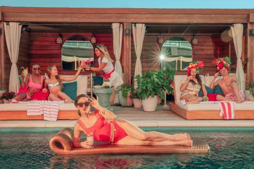 Virgin Hotels New Orleans