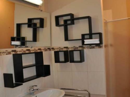 G�te Coullons, 3 Pi�ces, 4 Personnes - Fr-1-590-16
