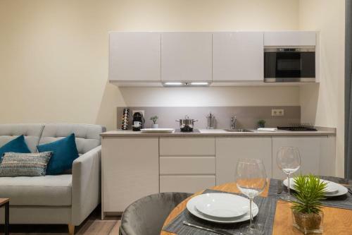 Home Art Apartments M�laga