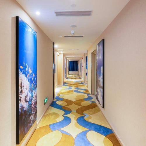 Kyriad Hotel Heyuan Taoyuan International Store