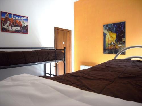 Hostel California