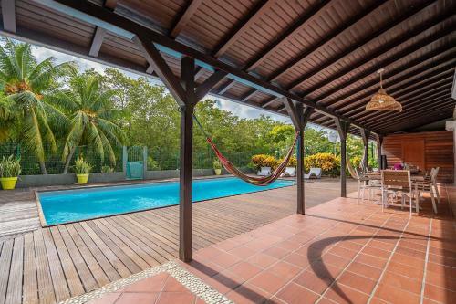 Villa La Luz : 3ch, Piscine Plage de La Pointe Marin � 350m