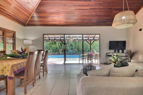 Villa La Luz : 3ch, Piscine Plage de La Pointe Marin � 350m
