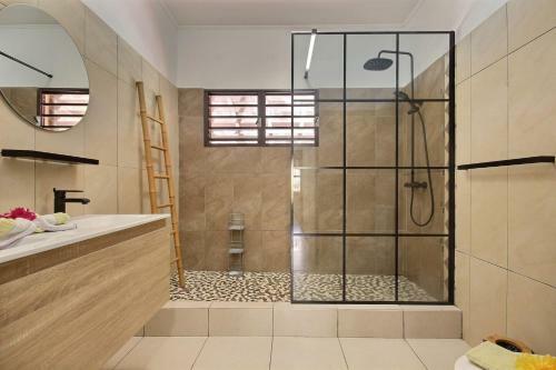 Villa La Luz : 3ch, Piscine Plage de La Pointe Marin � 350m