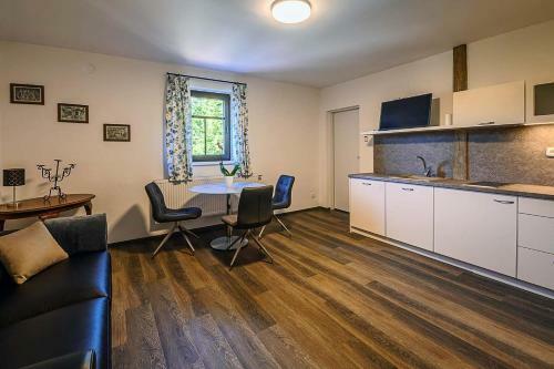 Hostal Chalupa K?enov 62