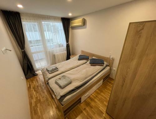 ?????????? ??? / Hay Apartment