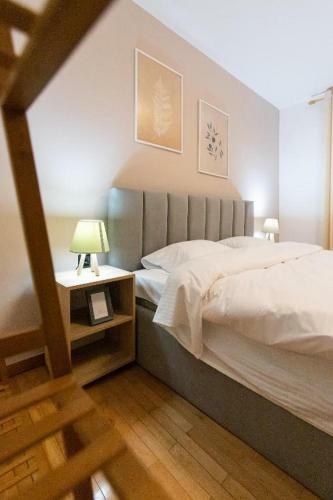 Light-2 Apartment In Tirana City Center