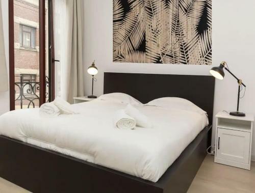 Apartment In Brussels, Degroux By Homenhancement Sa