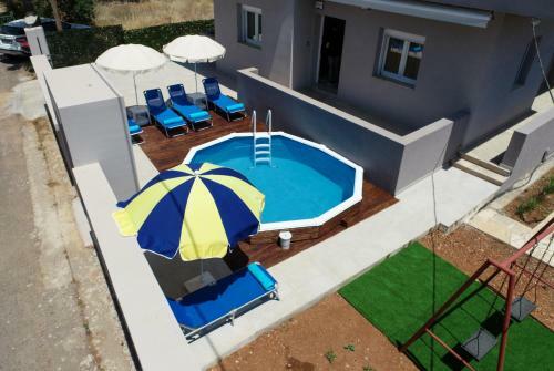 Annefi Lux Villa