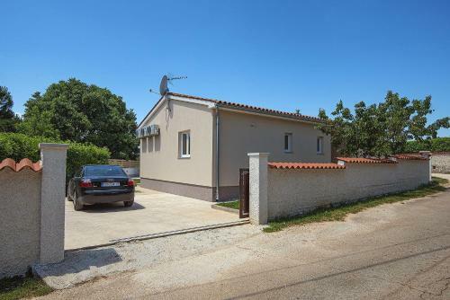Villa Mit Pool Und Klimatisierten Schlafzimmern