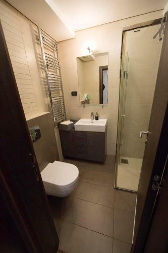 Ahoy Luxury Apartment