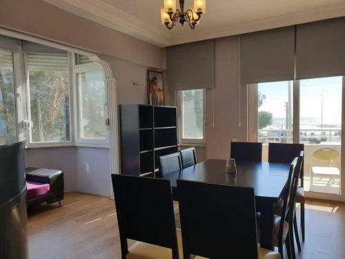 Apartamento Luxury Home With A Sea And Castle View At Centre
