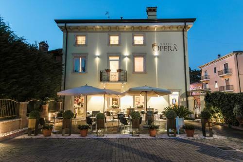 Hotel Oper�