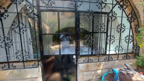 Apartamento Authentic 1 Bdr In The Heart Of Jerusalem