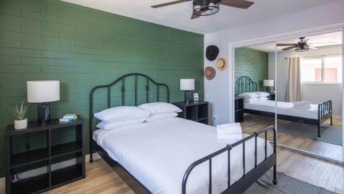 Wanderjaunt - Cozy 2br Apartment In Scottsdale