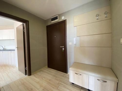 Sea View One Bedroom Apartment In Paradiso Complex 102
