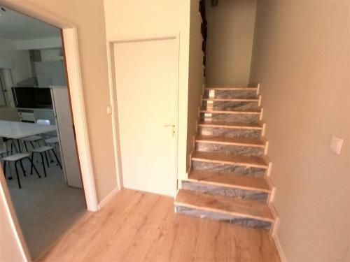 Caparica Traditional V4 Duplex Apartment With Pool Charneca Da Caparica Lisboa