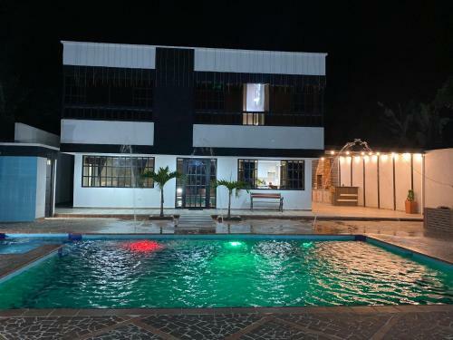 Hermosa Casa de Campo, Piscina Y Ambiente Natural