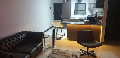 2bed Luxury Hotel Apartment. Fourways