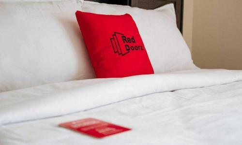 Hotel Reddoorz Plus @ Taman Madiun